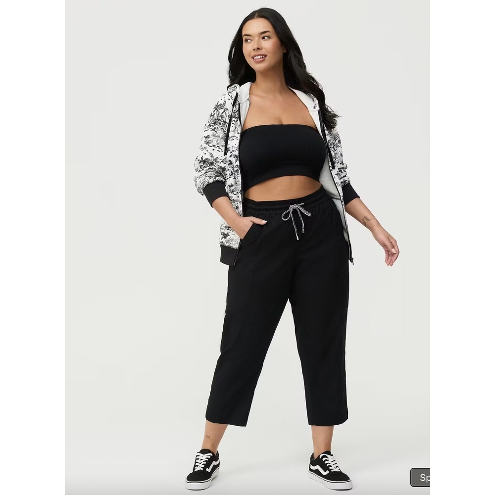 Torrid Crop Stretch Poplin Pant Size 2x Black